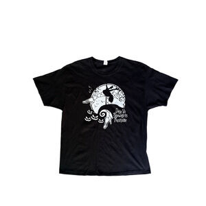 Deja Vu Showgirls Nashville Halloween Tee – Pole Dancer Graphic – Size XL